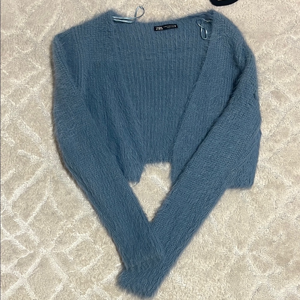 Zara Women's Blue Sweater